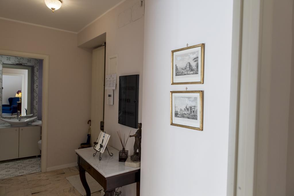 Casa San Carlo Apartment Naples Exterior photo