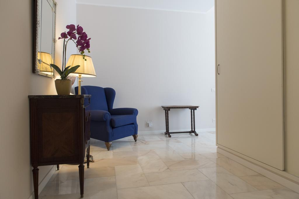 Casa San Carlo Apartment Naples Exterior photo